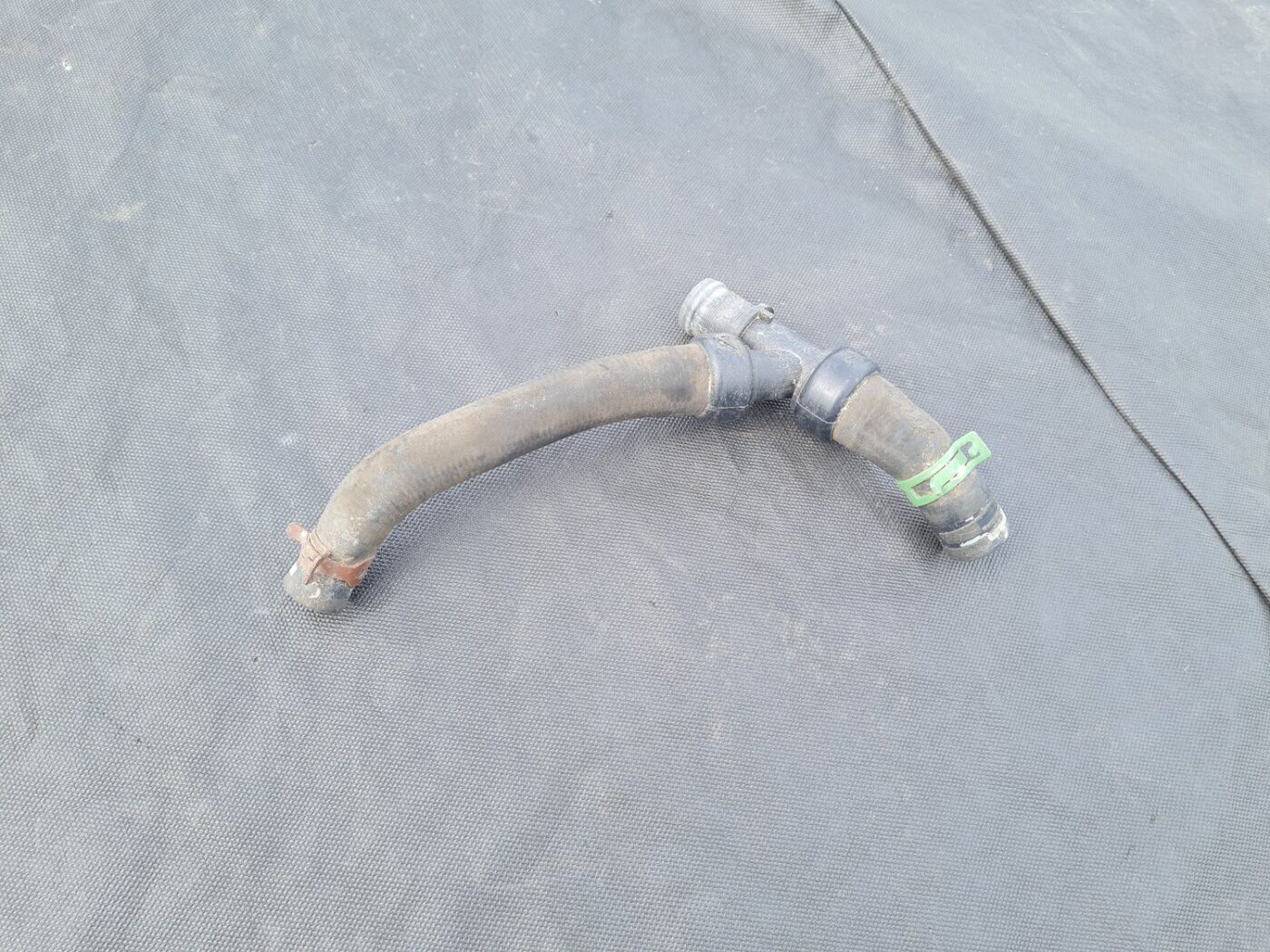 Dzesēšanas caurule priekš RENAULT MEGANE 2011 2 Dzesēšanas caurule priekš RENAULT MEGANE 2011