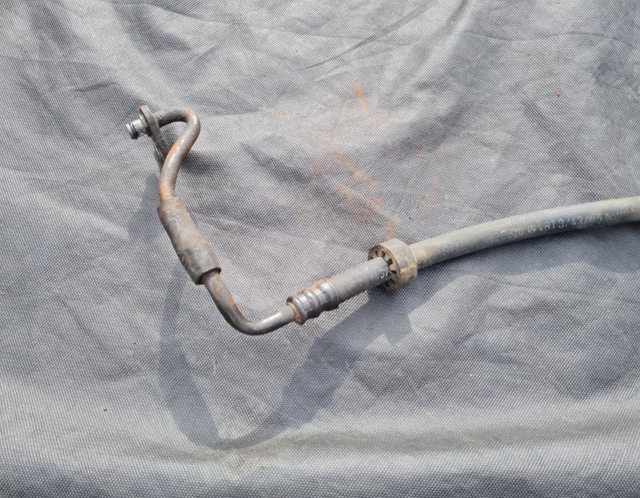 Hidrauliska pastiprinātāja caurule priekš MERCEDES BENZ CLS 320 2005 2 Hidrauliska pastiprinātāja caurule priekš MERCEDES BENZ CLS 320 2005