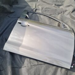 Priekšējās labās durvis priekš MITSUBISHI ASX 2011