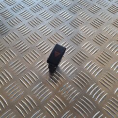 Trauksmes poga priekš TOYOTA AVENSIS 2007