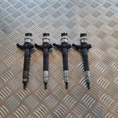 Degvielas smidzinātājs priekš TOYOTA AVENSIS 2007