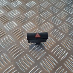 Trauksmes poga priekš AUDI A6 AVANT 2006 S-LINE