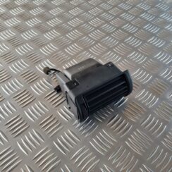 Mērinstrumentu paneļa gaisa vads, pa labi priekš AUDI A4 2000 AVANT