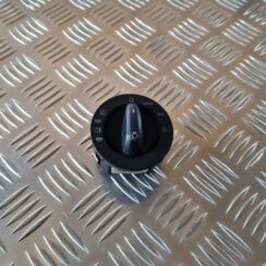 Gaismas slēdzis priekš AUDI A6 2008