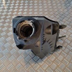 Gaisa filtra korpuss priekš AUDI A6 2008