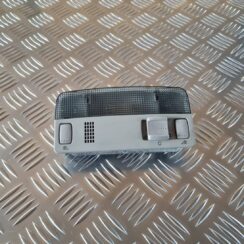 Priekšējo sēdvietu apgaismojums priekš VW GOLF IV 1999