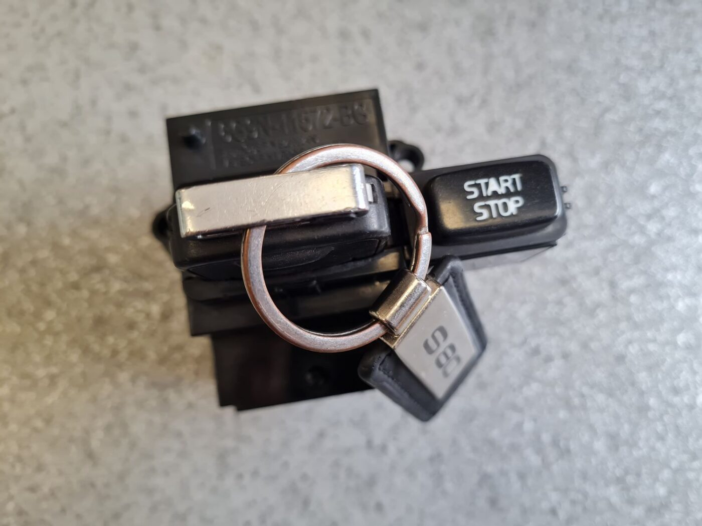 Aizdedzes slēdzene priekš VOLVO S80 2007 Black 5 Aizdedzes slēdzene priekš VOLVO S80 2007 Black