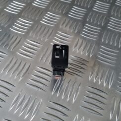 Sēdekļa apsildes ieslēgšanas poga priekš TOYOTA AVENSIS 2010