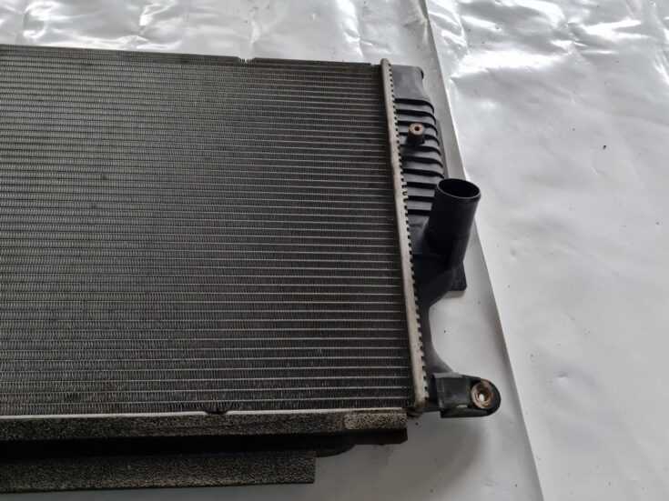 Dzesēšanas radiators priekš TOYOTA AVENSIS 2010 7