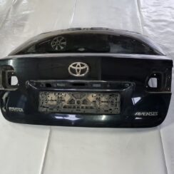 Bagāžnieka vāks priekš TOYOTA AVENSIS 2010