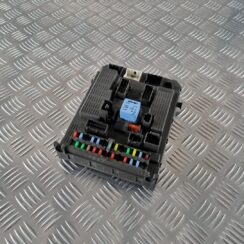 Drošinātāju bloks priekš CITROEN C8 2005