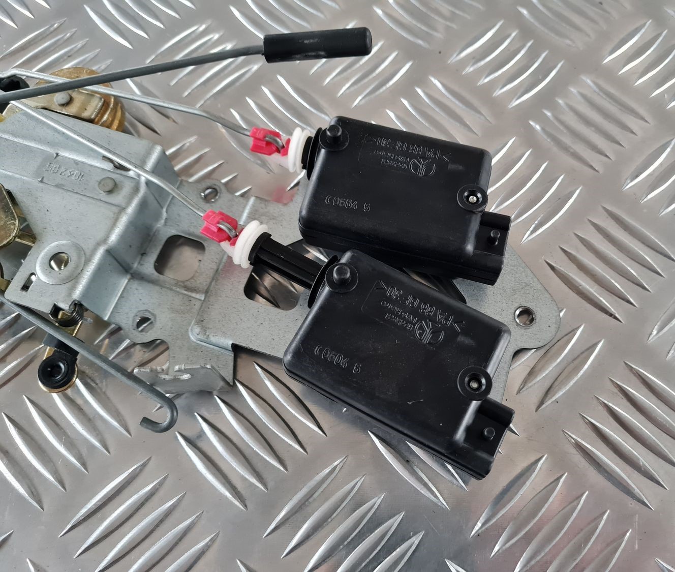 Bīdāmo durvju mehānisms priekš CITROEN C8 2005 4 Bīdāmo durvju mehānisms priekš CITROEN C8 2005