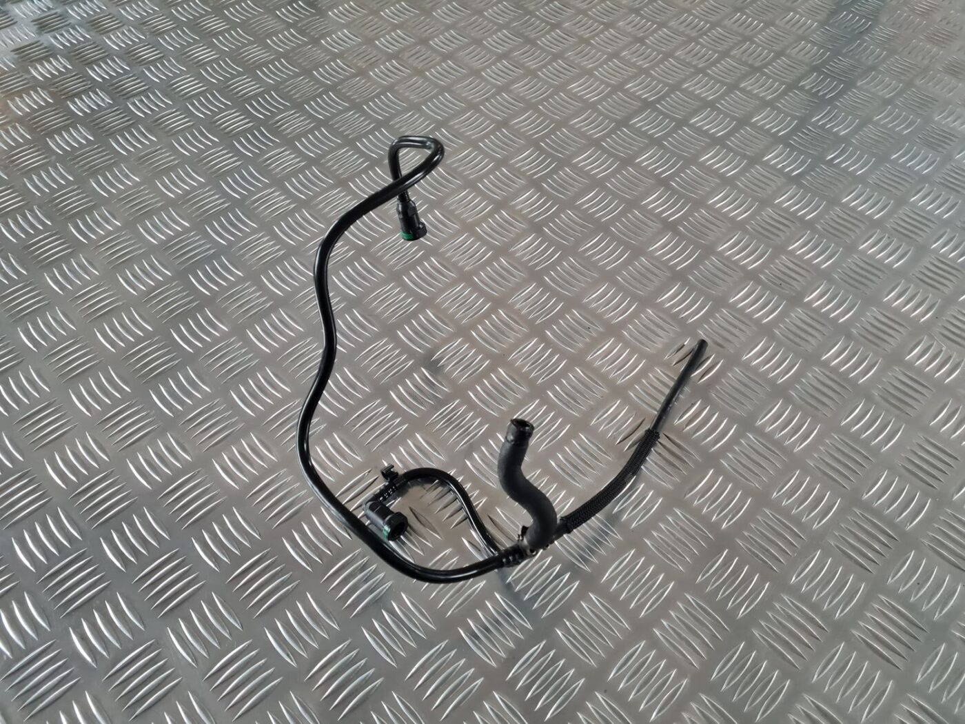 Degvielas caurule priekš CITROEN C8 2005 3 Degvielas caurule priekš CITROEN C8 2005