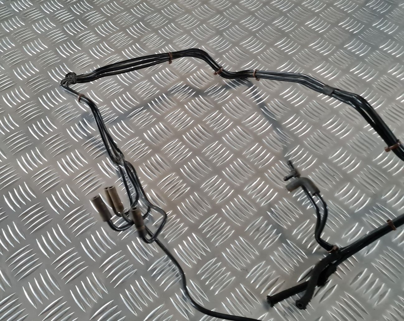 Solenoīda vārsta caurule priekš CITROEN C8 2005 2 Solenoīda vārsta caurule priekš CITROEN C8 2005