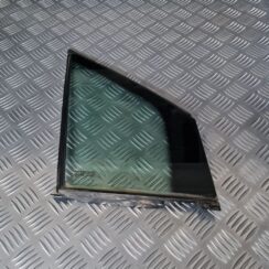 Priekšējais sānu stikls, pa labi priekš CITROEN C8 2005