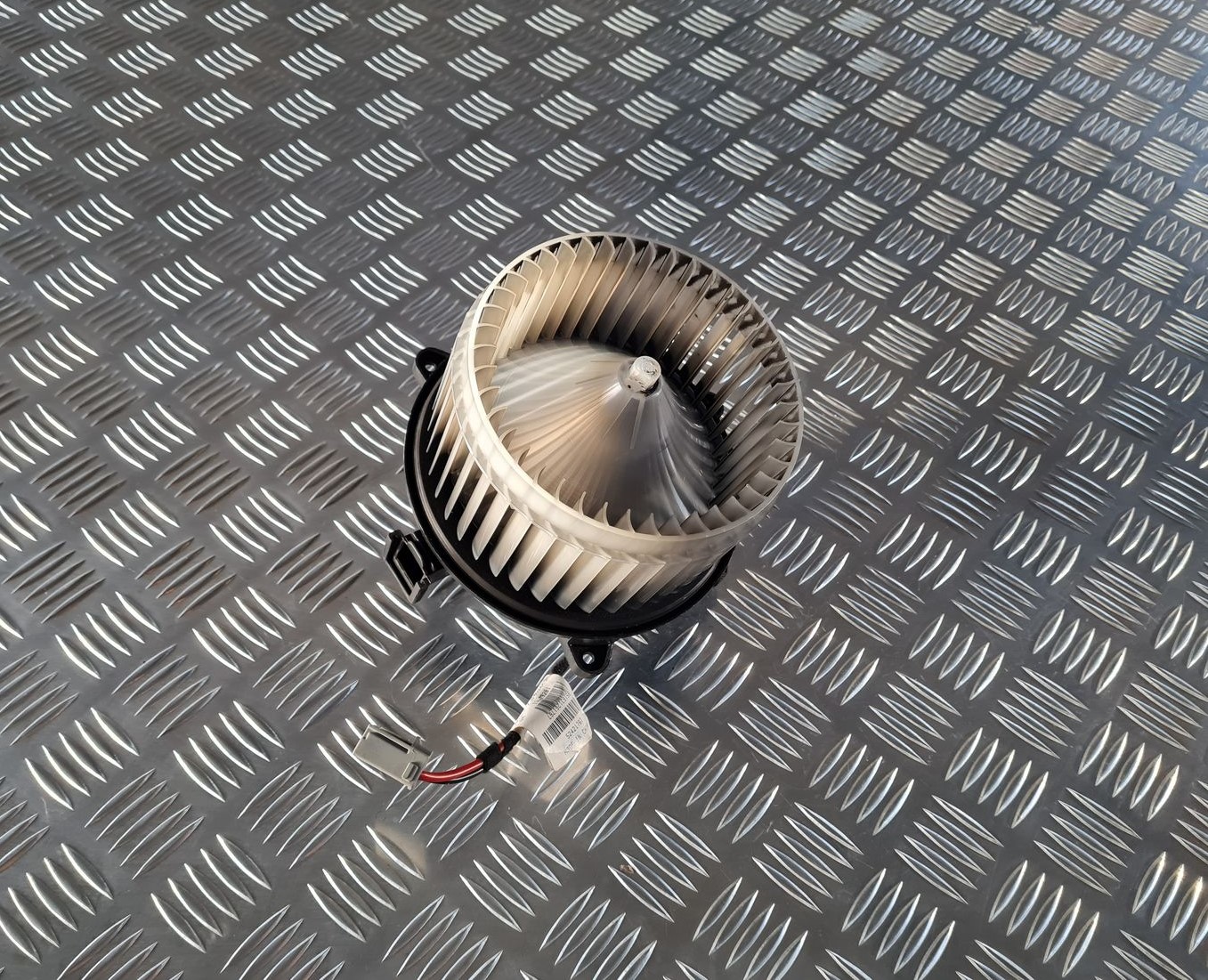 Salona ventilators priekš OPEL INSIGNIA 2016 1 Salona ventilators priekš OPEL INSIGNIA 2016