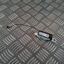 Antenas pastiprinātāja bloks priekš OPEL INSIGNIA 2016