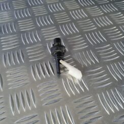 Vējstikla mazgātāja līmeņa sensors priekš OPEL INSIGNIA 2016