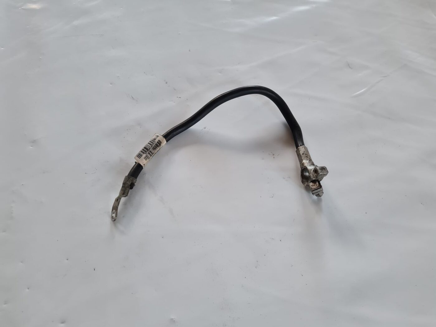 Negatīvais elektrovads priekš OPEL INSIGNIA 2016 1 Negatīvais elektrovads priekš OPEL INSIGNIA 2016