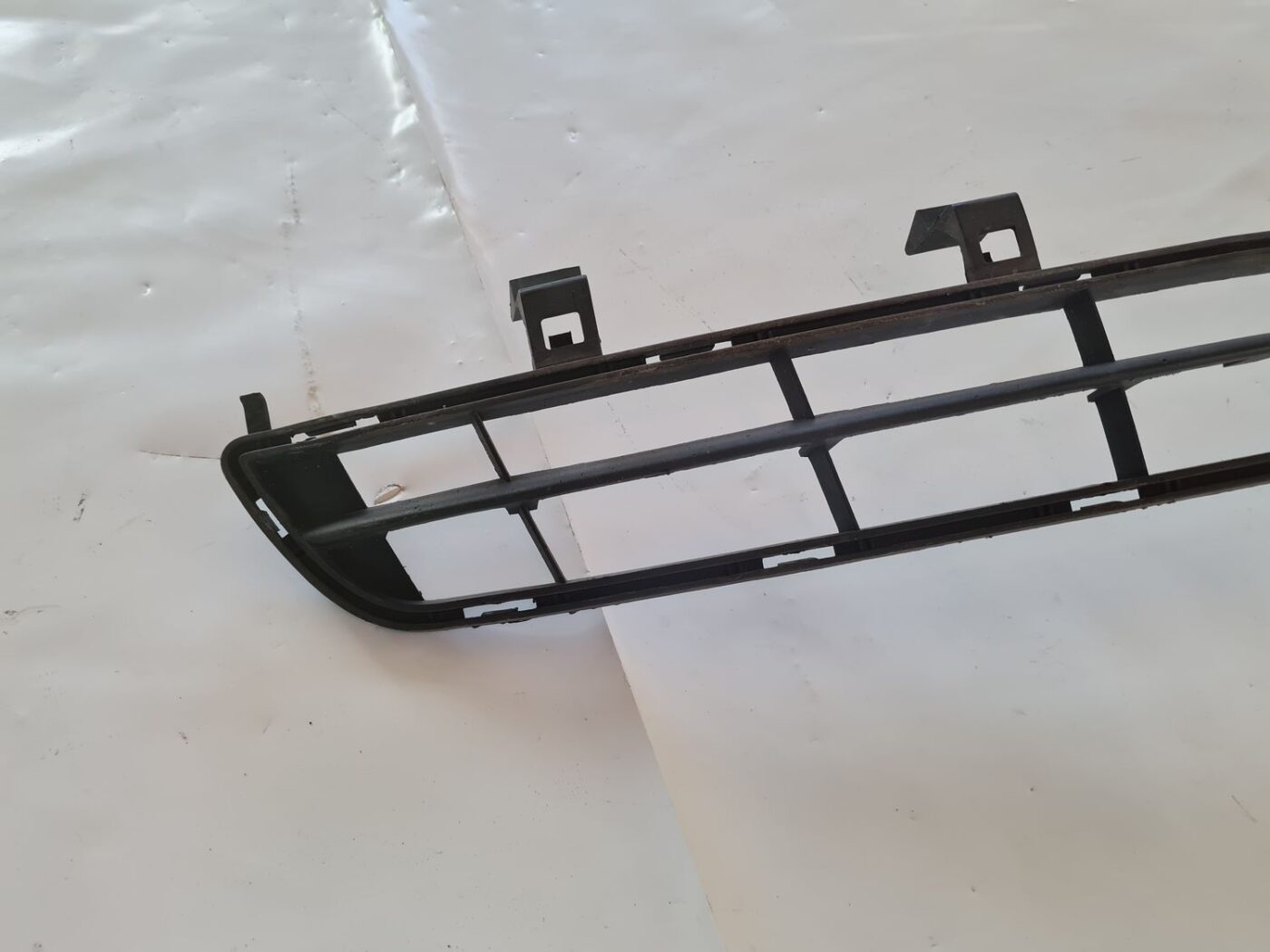 Bufera reste priekš OPEL INSIGNIA 2016 2 Bufera reste priekš OPEL INSIGNIA 2016