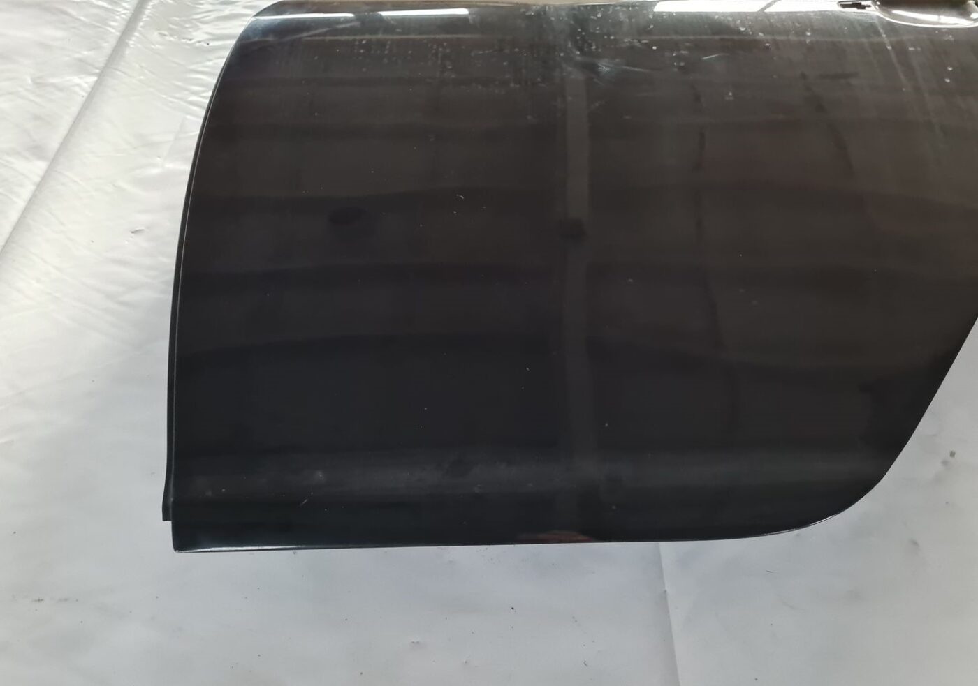 Aizmugurējās kreisās durvis priekš OPEL INSIGNIA 2016 2 Aizmugurējās kreisās durvis priekš OPEL INSIGNIA 2016