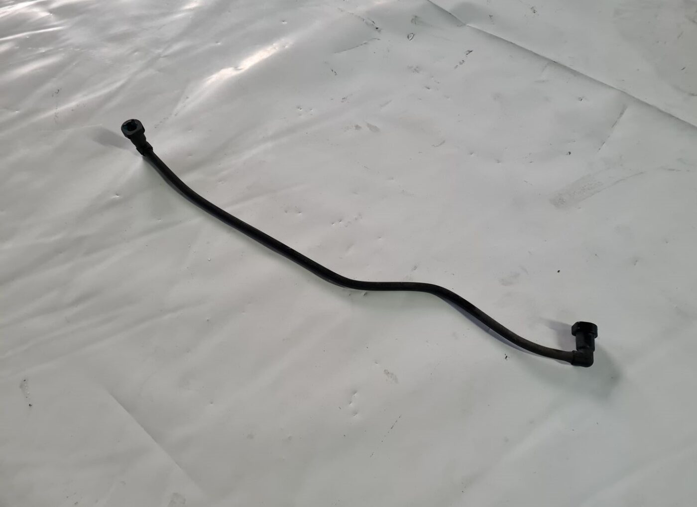 Degvielas caurule priekš OPEL INSIGNIA 2016 1 Degvielas caurule priekš OPEL INSIGNIA 2016