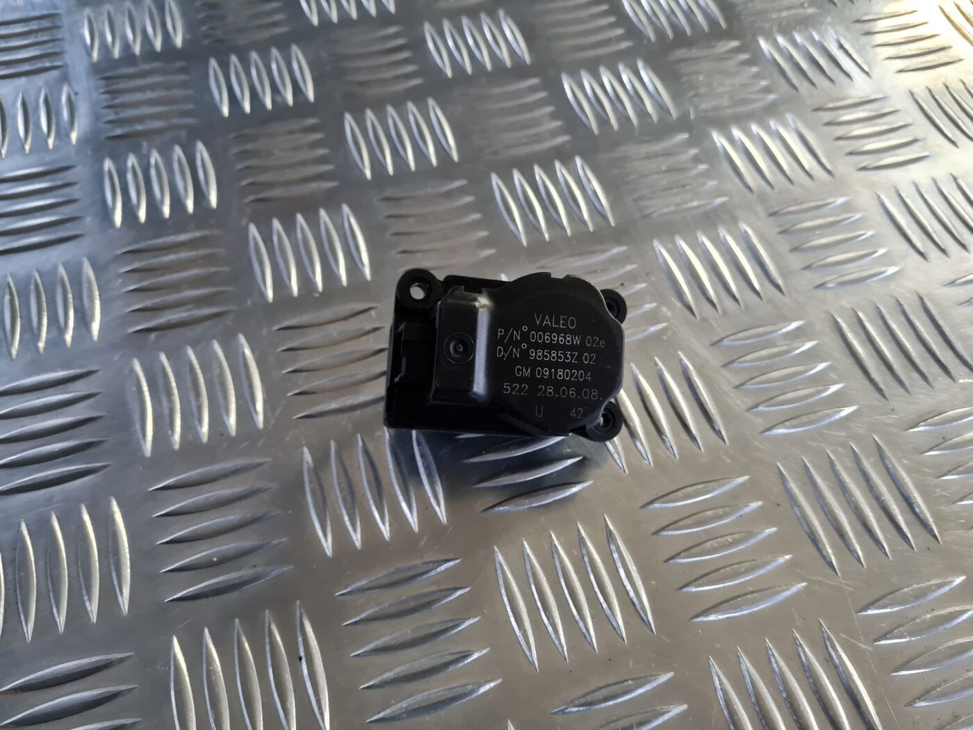 Apsildes sistēmas aktuators priekš OPEL VECTRA C 2008 1 Apsildes sistēmas aktuators priekš OPEL VECTRA C 2008