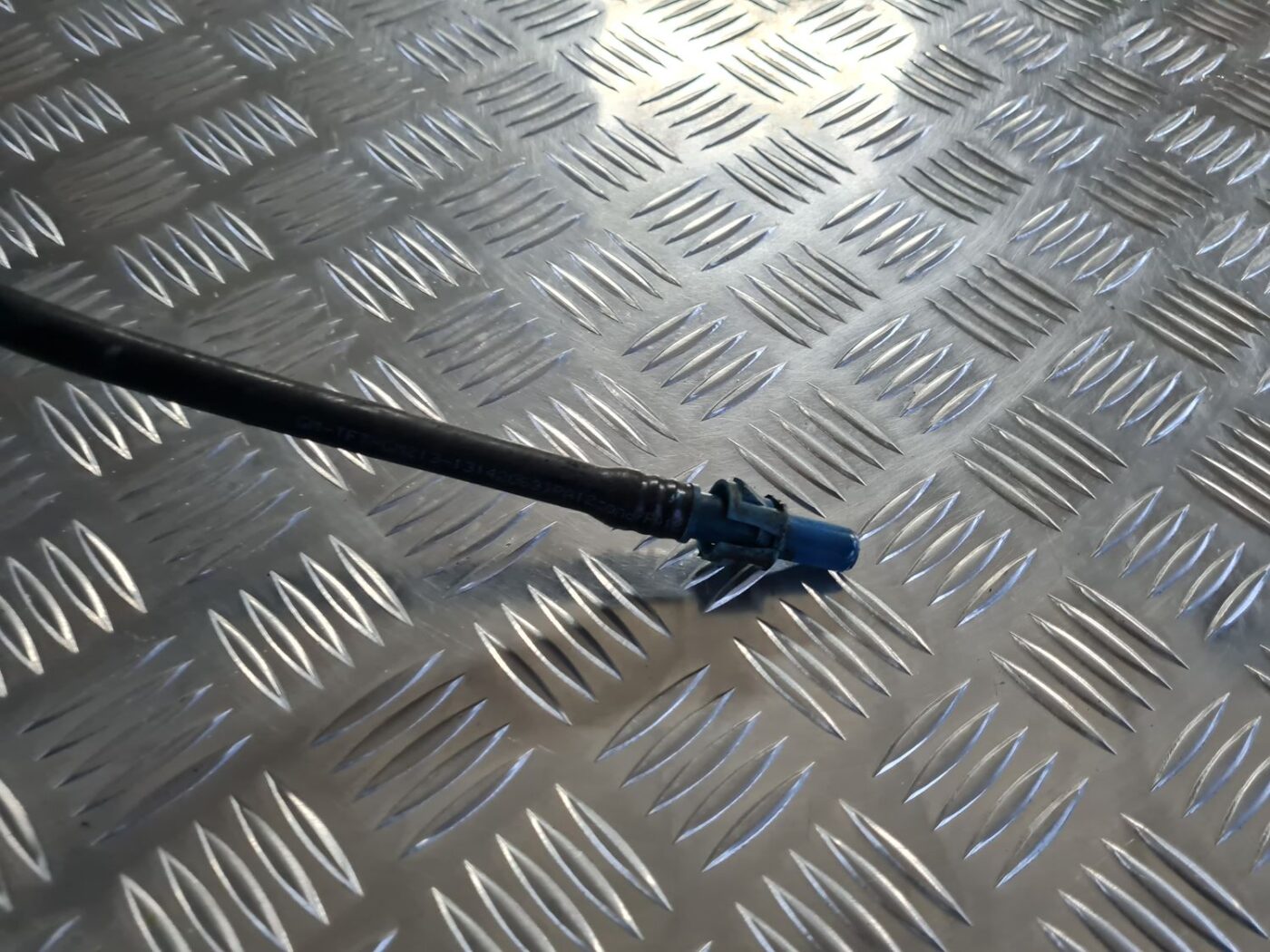 Degvielas caurule priekš OPEL VECTRA C 2008 4 Degvielas caurule priekš OPEL VECTRA C 2008