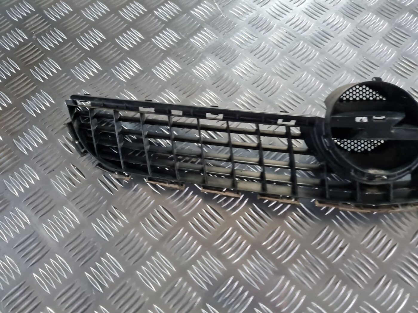 Bufera reste priekš OPEL VECTRA C 2008 2 Bufera reste priekš OPEL VECTRA C 2008