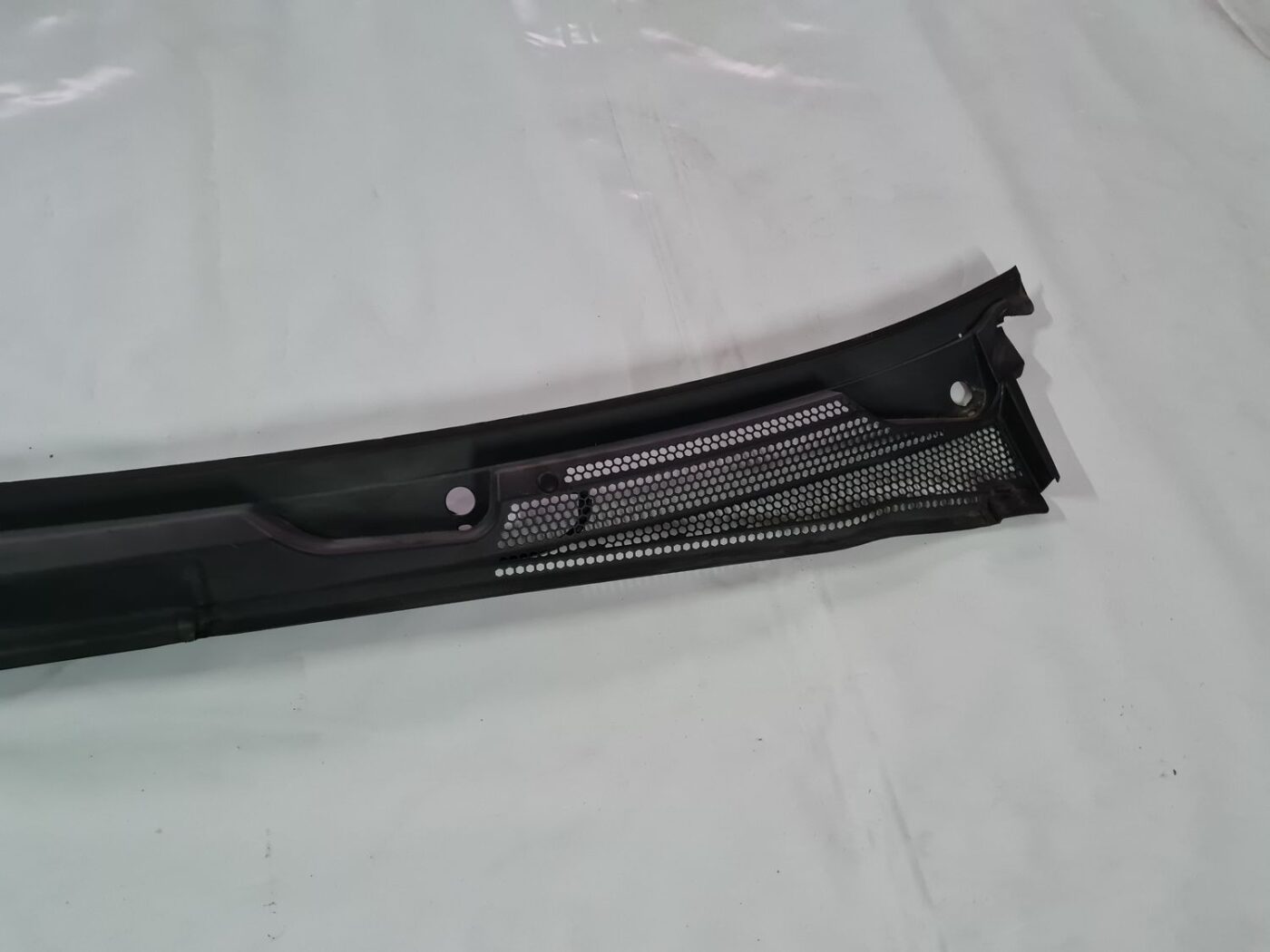 Vējstikla uzlikas (deflektora) režģis priekš OPEL VECTRA C 2008 6 Vējstikla uzlikas (deflektora) režģis priekš OPEL VECTRA C 2008