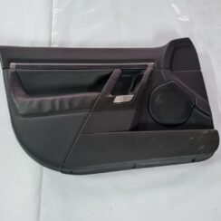 Priekšējo kreiso durvju apdare priekš OPEL VECTRA C 2008