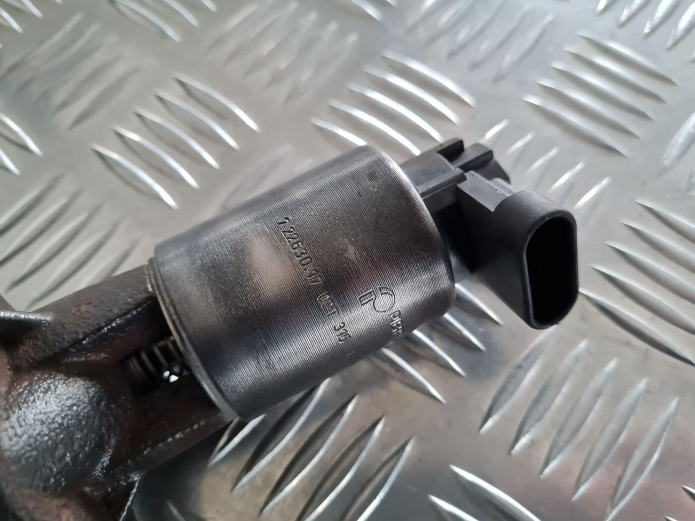 EGR vārsts priekš OPEL VECTRA C 2002 2 EGR vārsts priekš OPEL VECTRA C 2002