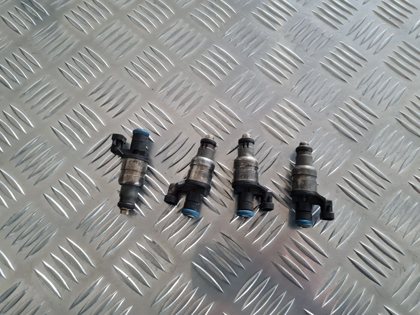 Degvielas smidzinātājs priekš OPEL VECTRA C 2002 3 Degvielas smidzinātājs priekš OPEL VECTRA C 2002