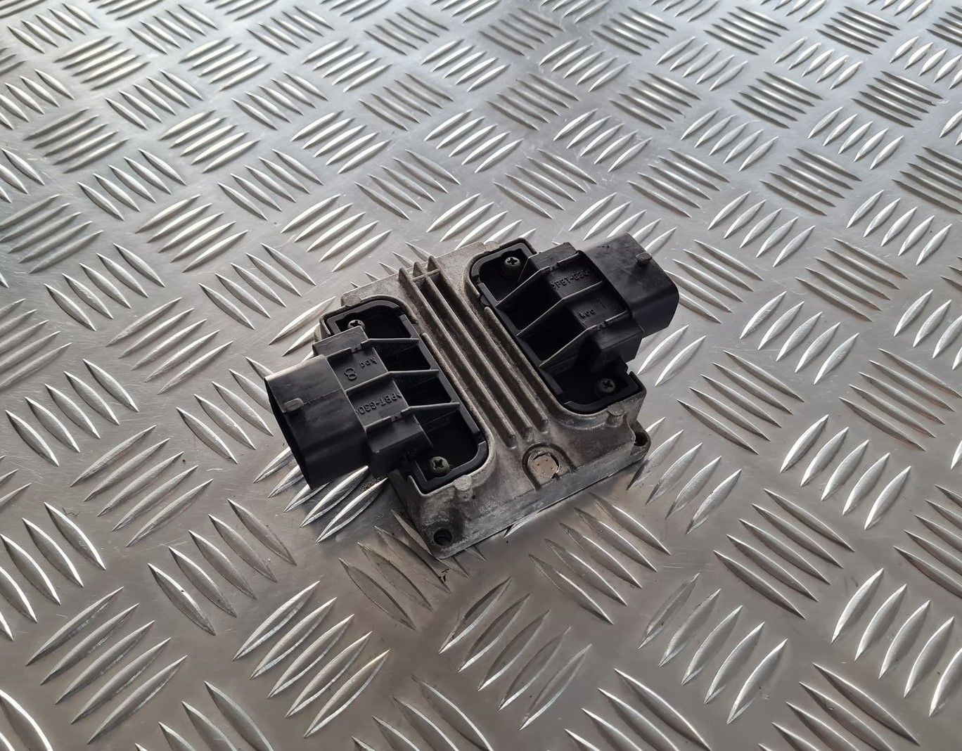 Pārnesumkārbas vadības bloks priekš OPEL VECTRA C 2002 5 Pārnesumkārbas vadības bloks priekš OPEL VECTRA C 2002