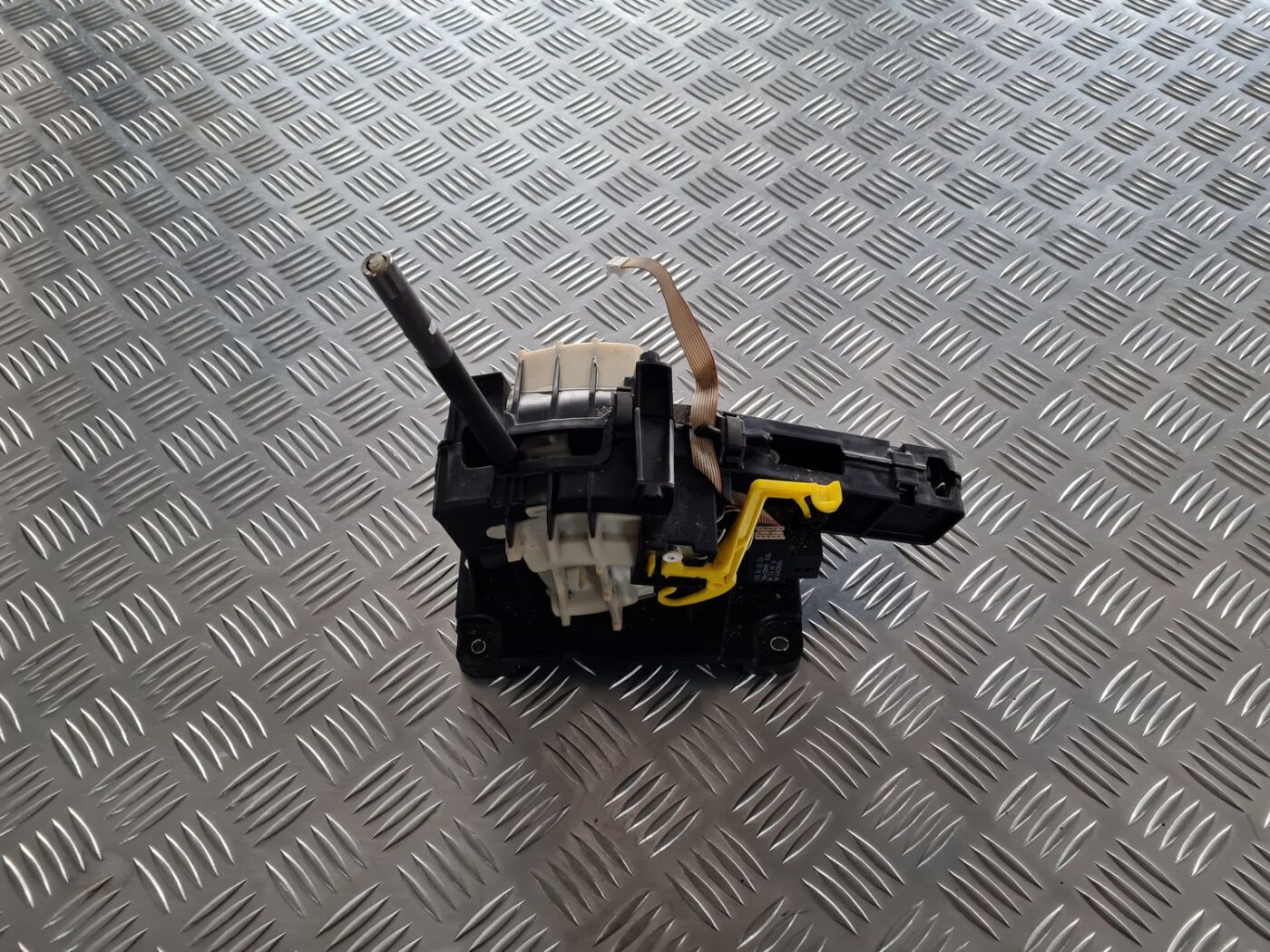 Ātrumu pārslēgšanas slēdzis priekš OPEL VECTRA C 2002 1 Ātrumu pārslēgšanas slēdzis priekš OPEL VECTRA C 2002