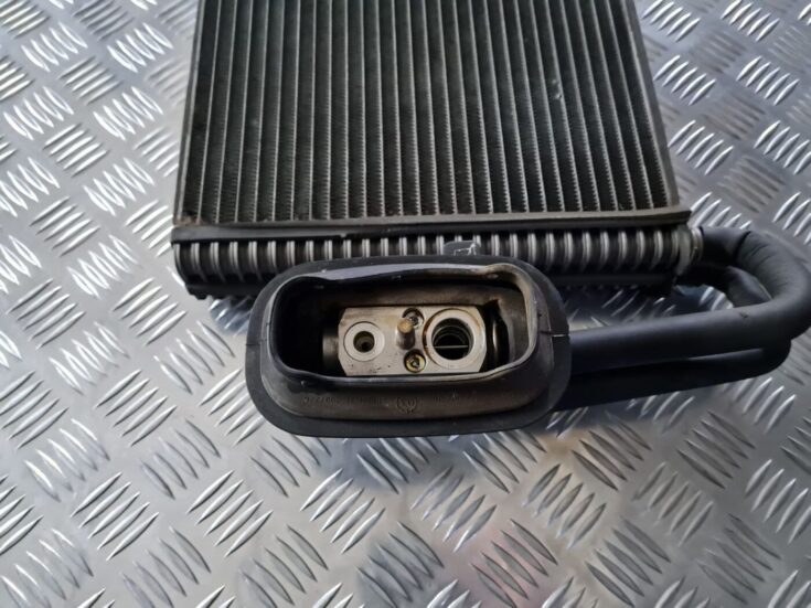 Gaisa kondicionēšanas radiators salonā priekš OPEL VECTRA C 2002