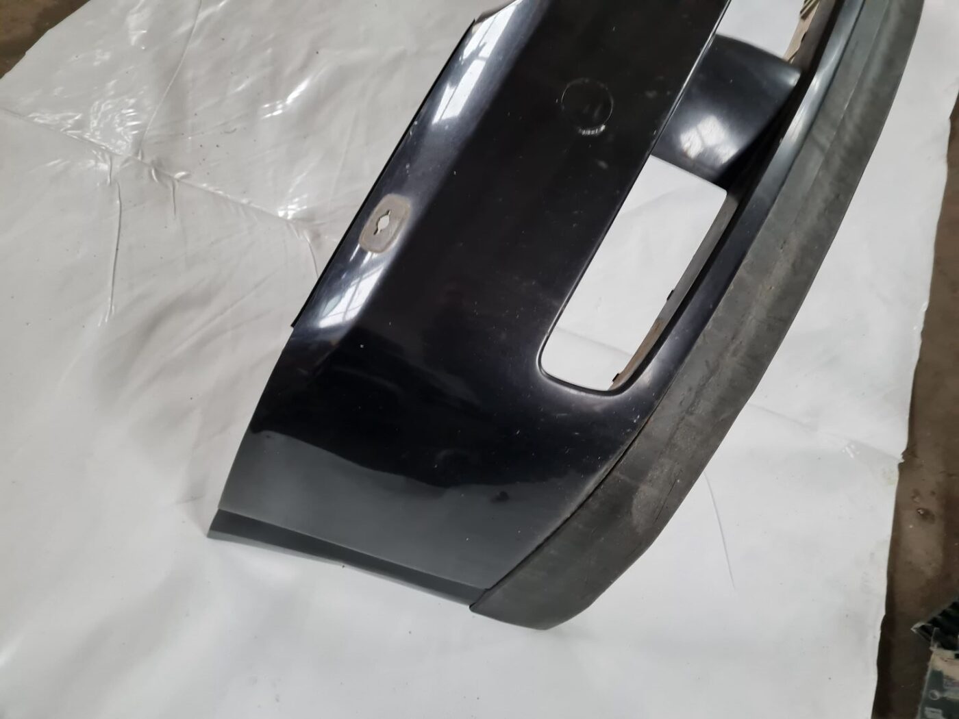 Priekšējais buferis priekš OPEL VECTRA C 2002 7 Priekšējais buferis priekš OPEL VECTRA C 2002