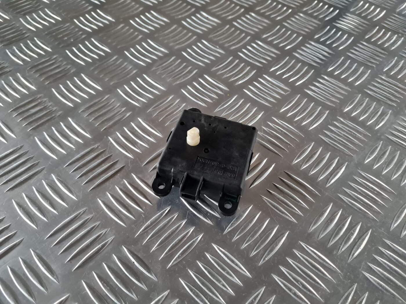 Apsildes sistēmas aktuators priekš RENAULT LAGUNA 2008 2 Apsildes sistēmas aktuators priekš RENAULT LAGUNA 2008