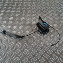 Priekšējo labo durvju slēdzene priekš RENAULT LAGUNA 2008