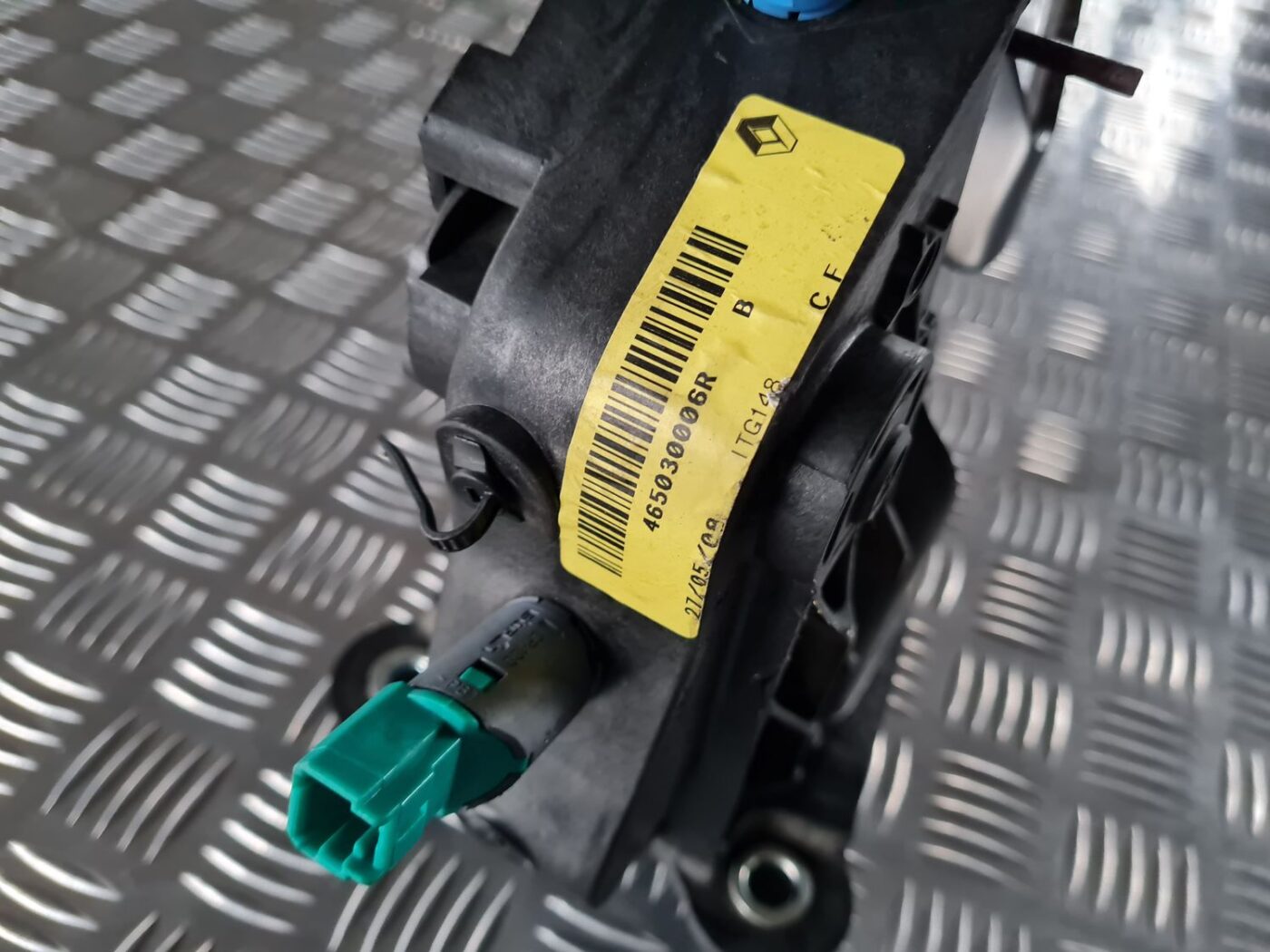 Sajūga pedālis priekš RENAULT LAGUNA 2008 4 Sajūga pedālis priekš RENAULT LAGUNA 2008