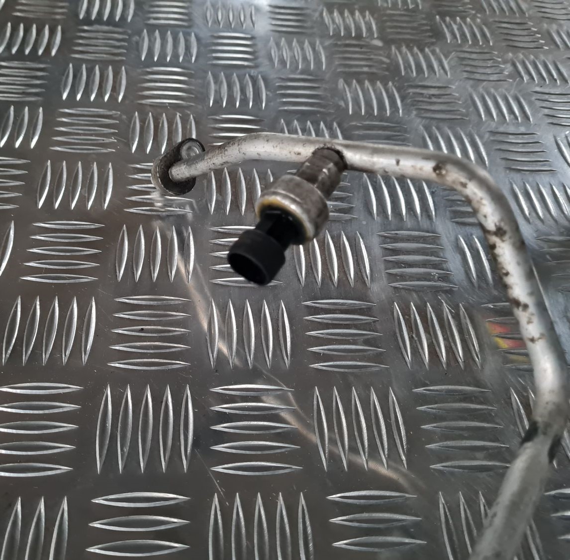 Gaisa kondicioniera galvenā caurule priekš RENAULT LAGUNA 2008 4 Gaisa kondicioniera galvenā caurule priekš RENAULT LAGUNA 2008