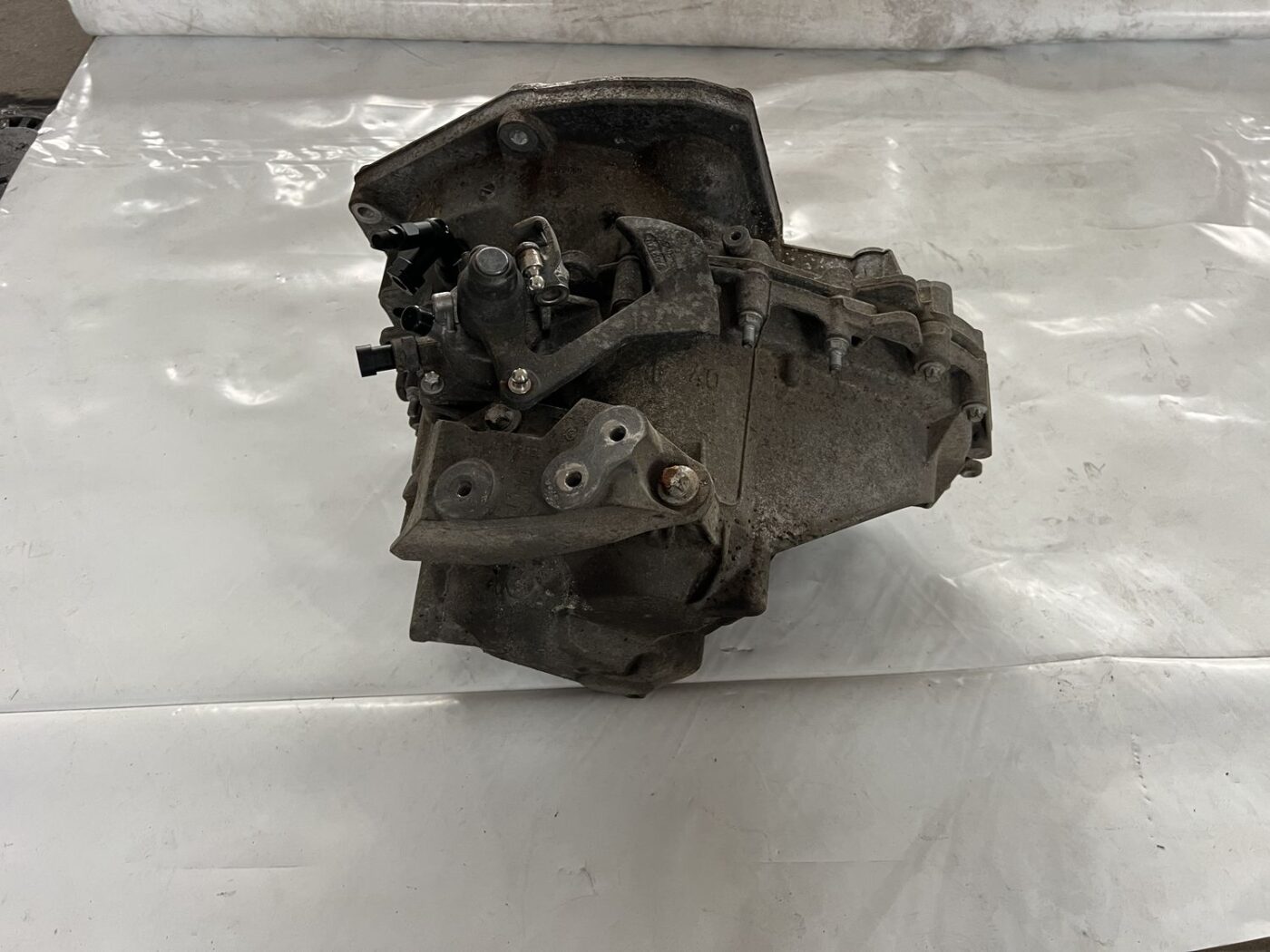 Mehāniska pārnesumkārba priekš OPEL VECTRA C 2008 2 Mehāniska pārnesumkārba priekš OPEL VECTRA C 2008