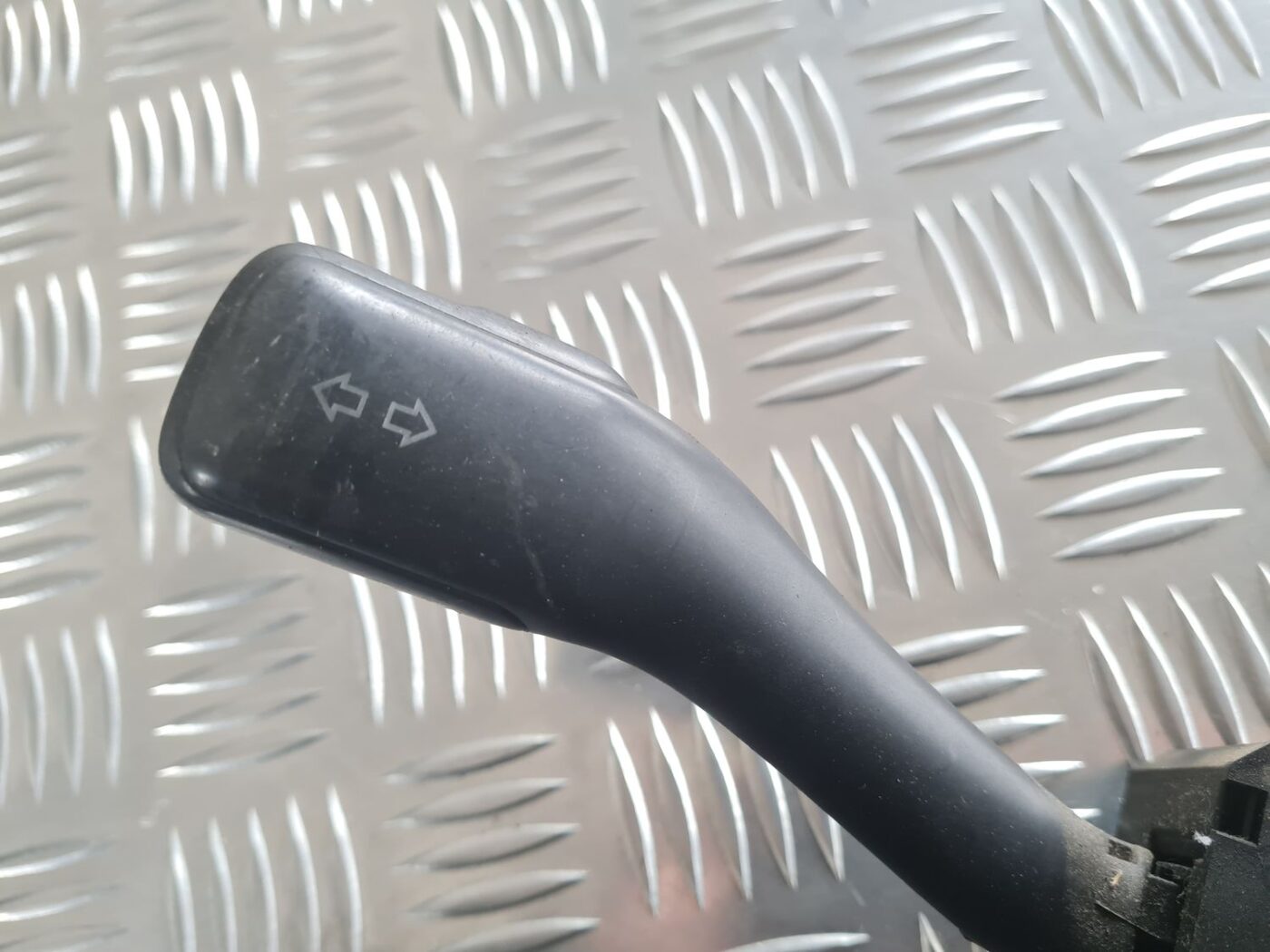 Stūres statnes slēdzis priekš SKODA OCTAVIA 2002 7 Stūres statnes slēdzis priekš SKODA OCTAVIA 2002