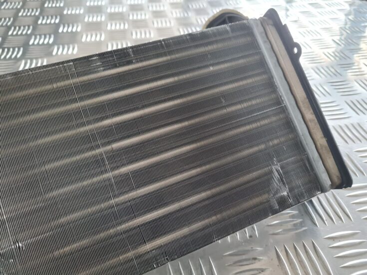 Apsildes sistēmas radiators priekš SKODA OCTAVIA 2002
