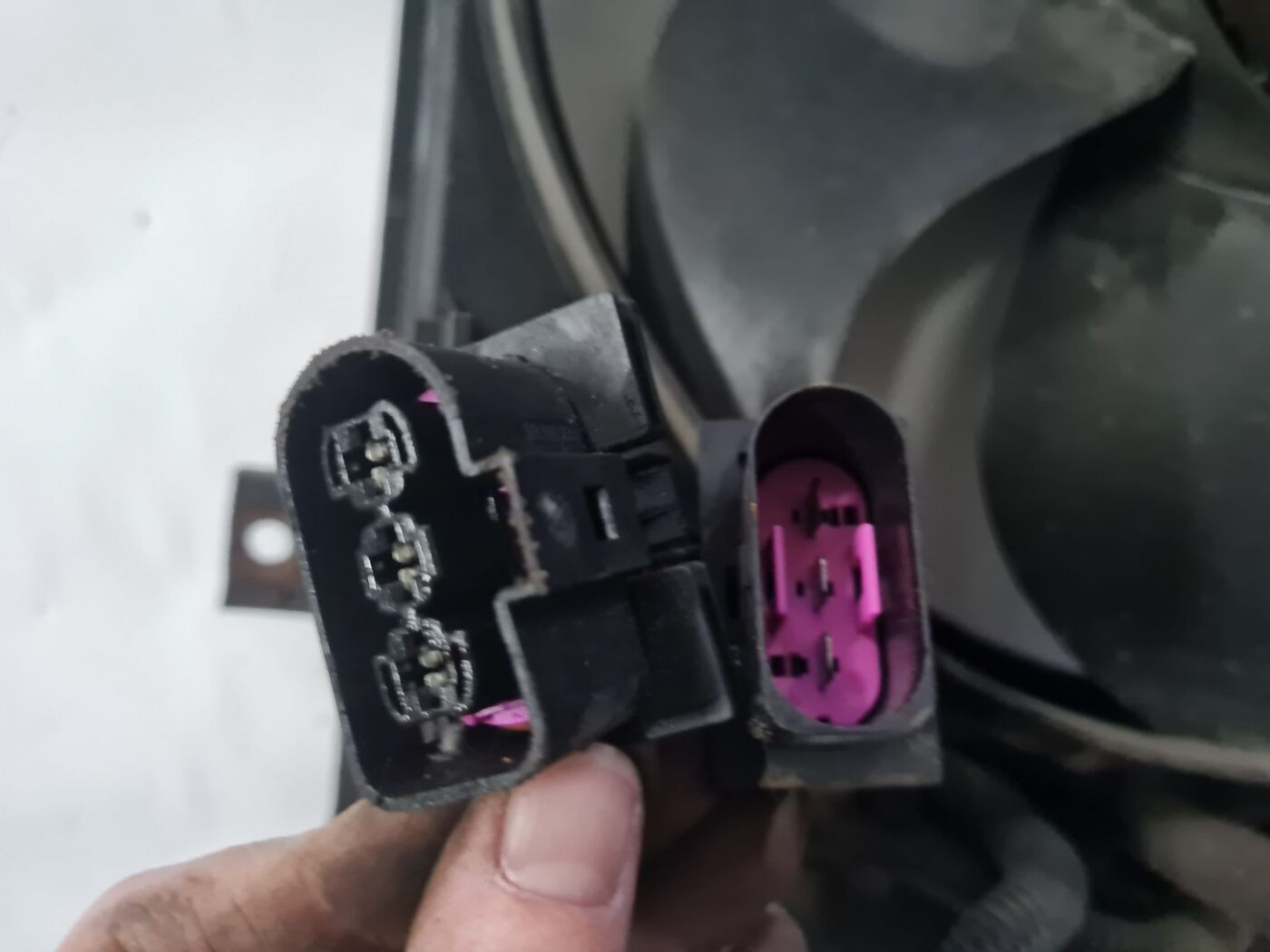 Dzesēšanas radiatora ventilators priekš SKODA OCTAVIA 2002 6 Dzesēšanas radiatora ventilators priekš SKODA OCTAVIA 2002