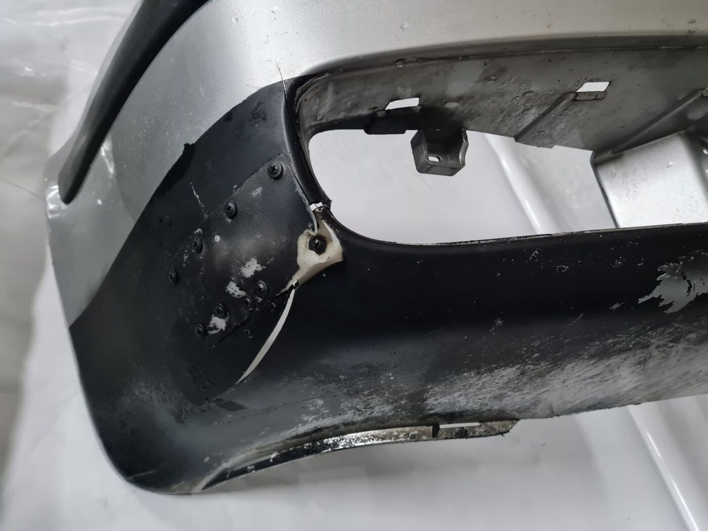 Priekšējais buferis priekš SKODA OCTAVIA 2002 4 Priekšējais buferis priekš SKODA OCTAVIA 2002