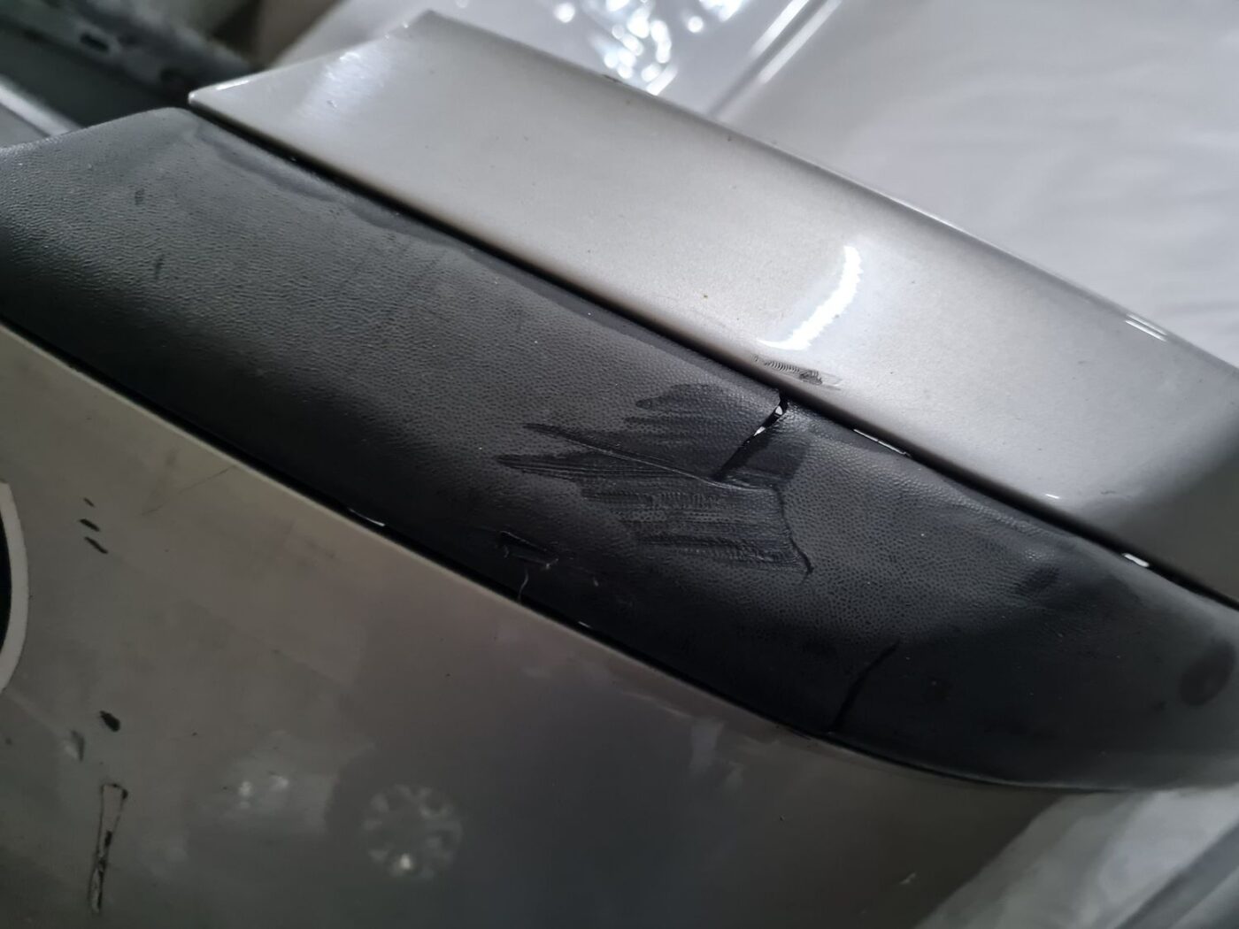 Aizmugures buferis priekš SKODA OCTAVIA 2002 11 Aizmugures buferis priekš SKODA OCTAVIA 2002