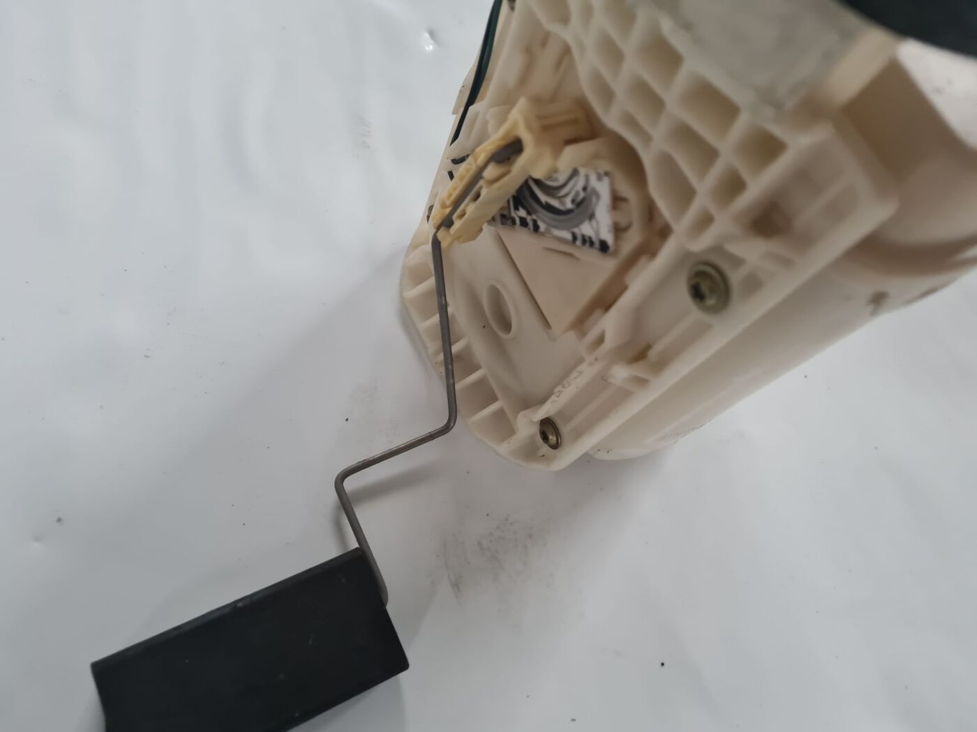 Degvielas tvertnes sūknis priekš SKODA OCTAVIA 2002 4 Degvielas tvertnes sūknis priekš SKODA OCTAVIA 2002