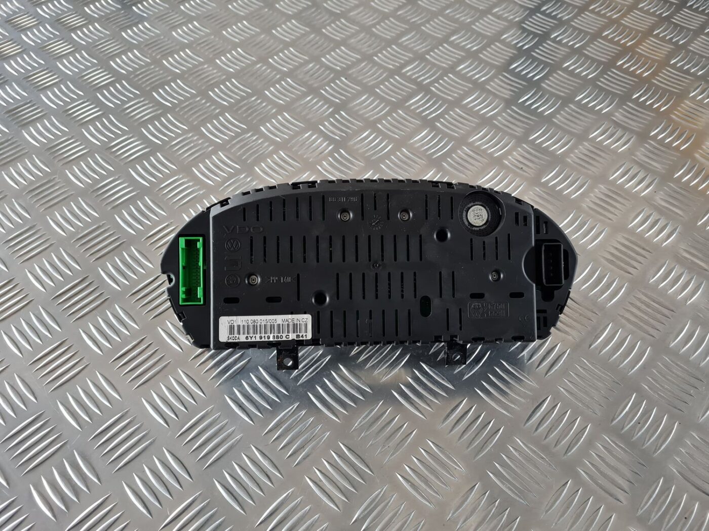 Spidometrs priekš ŠKODA FABIA 2003 5 Spidometrs priekš ŠKODA FABIA 2003