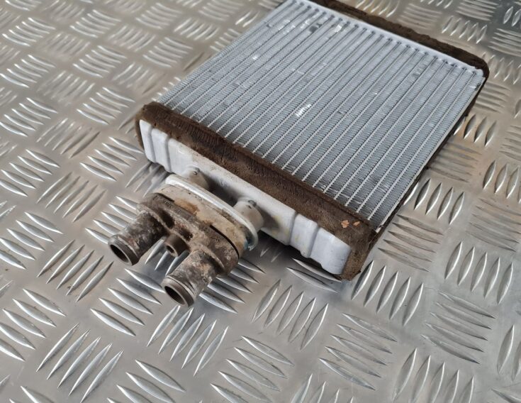 Apsildes sistēmas radiators priekš ŠKODA FABIA 2003